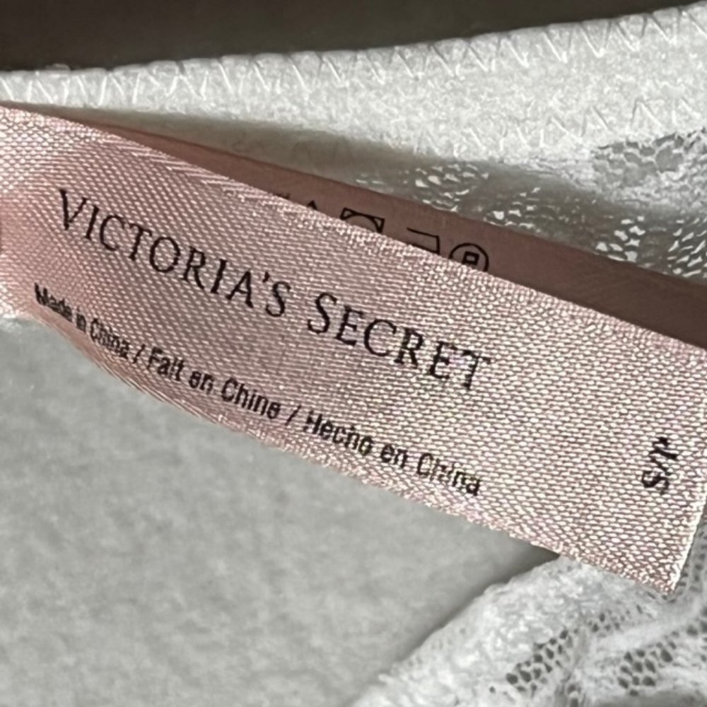 VICTORIA'S SECRET White "The Lacie" Lingerie Size S/P NWOT - Picture 15 of 16